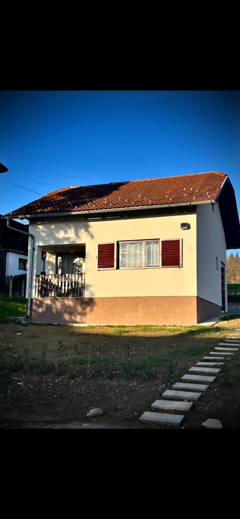 SPOLJARIC 5 768x1663