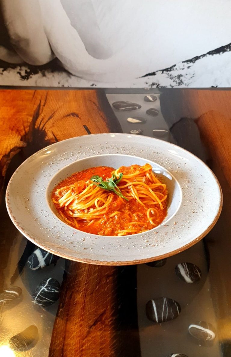 243973264 334457981786277 8792716602324453713 n 768x1188