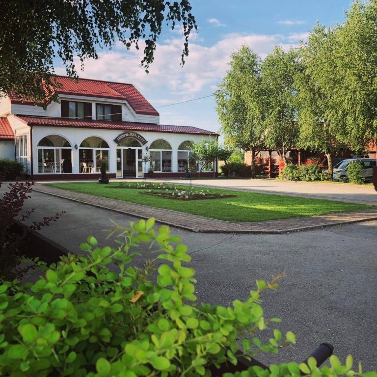 302146020 509622077832817 2138307171334440366 n 768x768