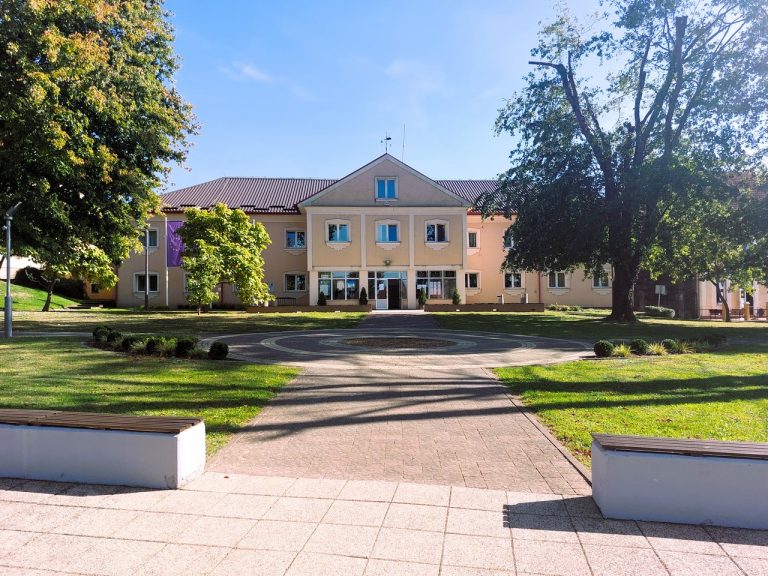 Drustveni dom Lipovljani 768x576