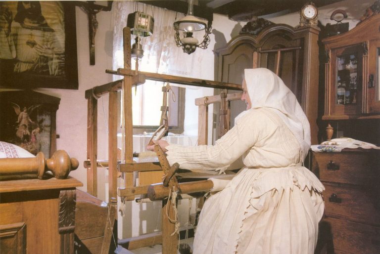 Etno zbirka Sucic min 768x514