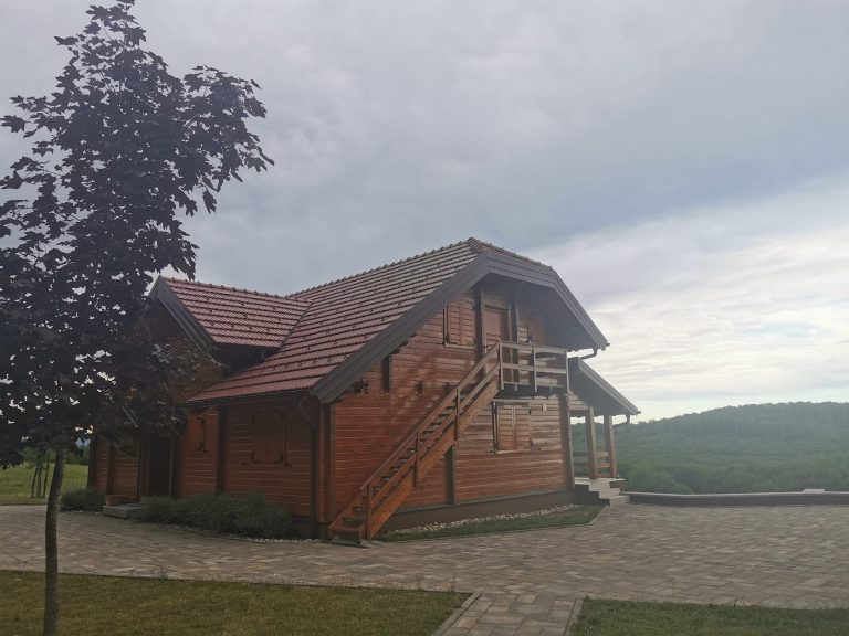 Lovacka kuca Blatusko brdo 2 768x576
