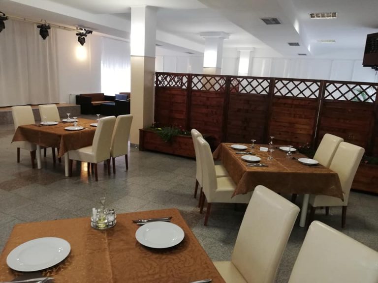 Restoran Wedding Club 768x576