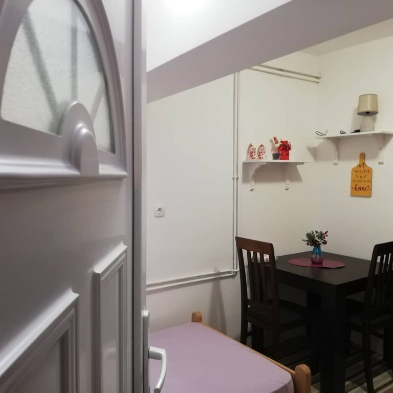 Studio apartman Lili 2  768x768