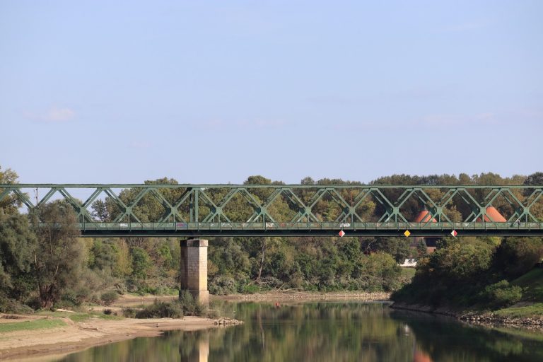 Zeljeznicki most 768x512
