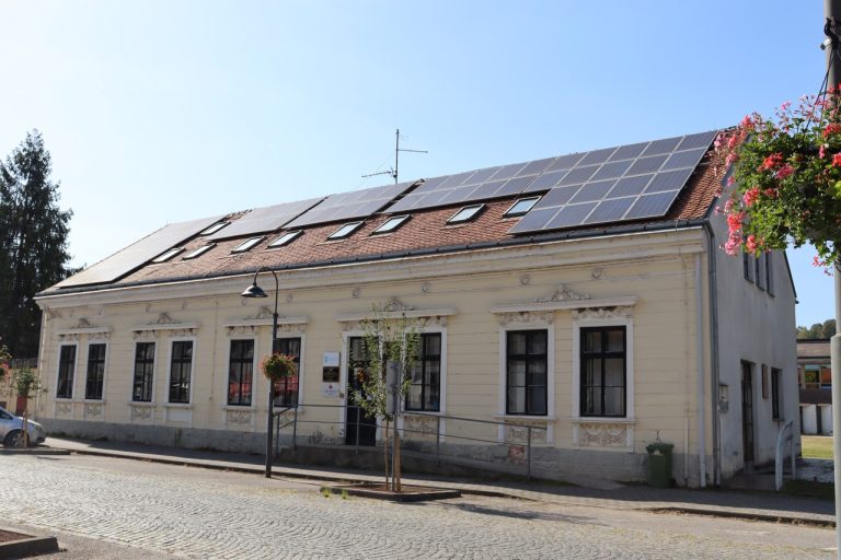 Zgrada Narodne knjiznice i citaonice Topusko 768x512