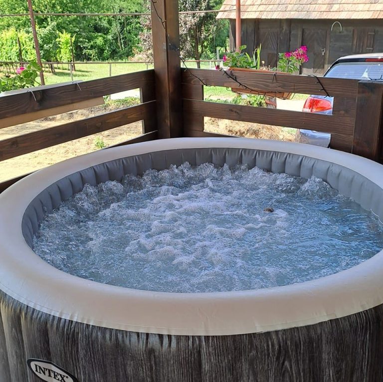 364195540 258650223576937 1606182955560464304 n 768x765