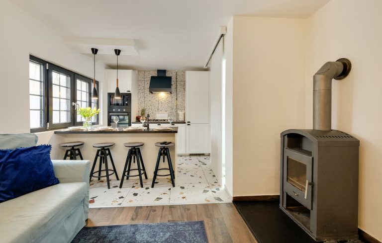 ccc471 living 02 768x489