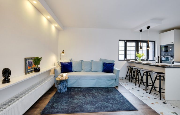 ccc471 living 03 768x489