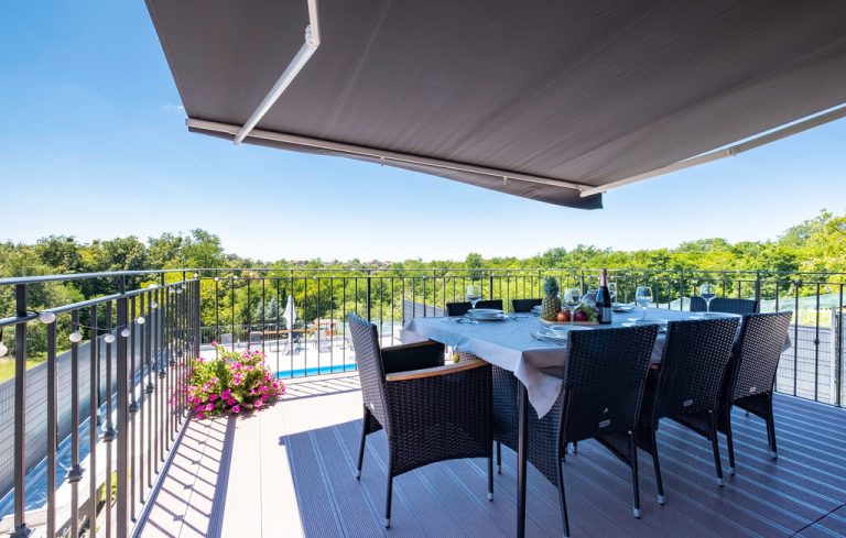 ccc471 outdoor 01 768x489