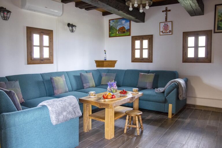 IMG 7677 copy 768x512