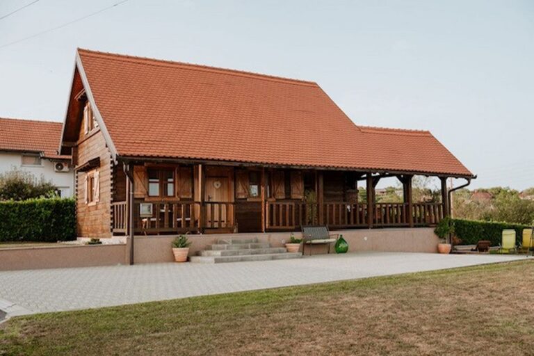 kuca Rustica00011 768x512